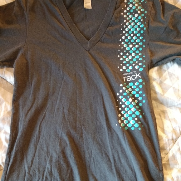 Nordstrom Rack T-Shirt - Picture 1 of 2